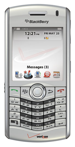 هموطن آنلاين - BlackBerry Pearl  از جمله ديگر گوشي هاي جديدي است كه به خاطر سازگاري با فناوري نسل سوم تلفن همراه دسترسي به بسياري از خدمات را با سرعت بسيار بالا ممكن مي كند.