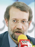 لاریجانی : روحانیت نباید استقلالش را از دست بدهد 