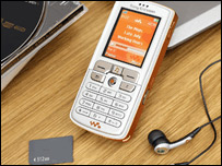 فروش تلفن های همراه Sony Ericsson افزایش یافت