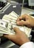 خبر دلار تك نرخي در روز پنج‌شنبه از قيمت دلار 300 تومان و از ارزش سكه 100 هزار تومان ديگر كاست.